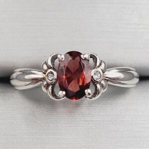 Genuine Oval Garnet & White Topaz 925 Sterling Silver Ring